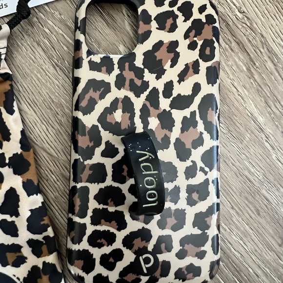 Loopy Case iPhone 11 - Picture 3 of 7